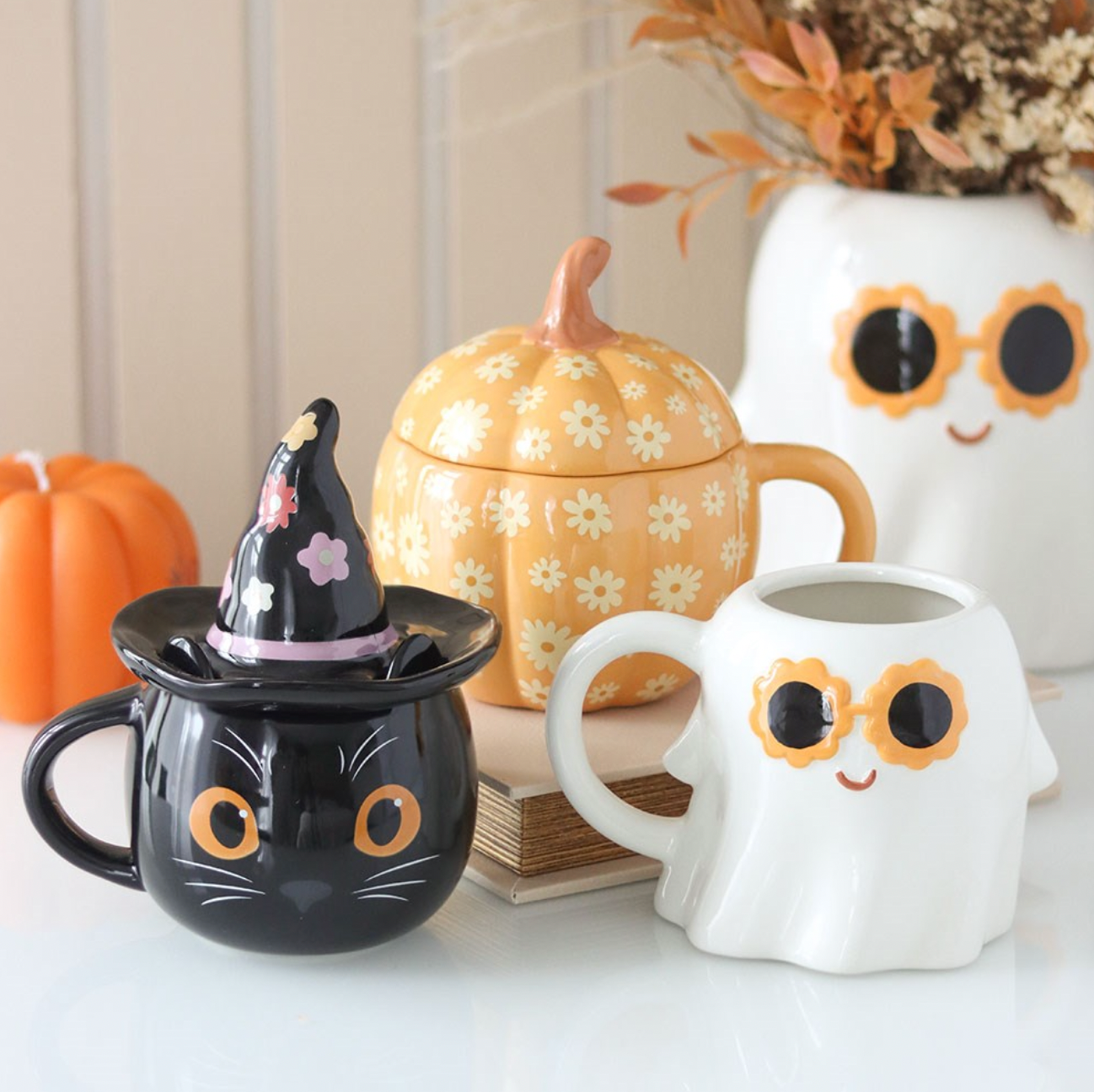 Tasse „Groovy Ghost“ – Geistertasse mit Retro-Sonnenbrille (500 ml)