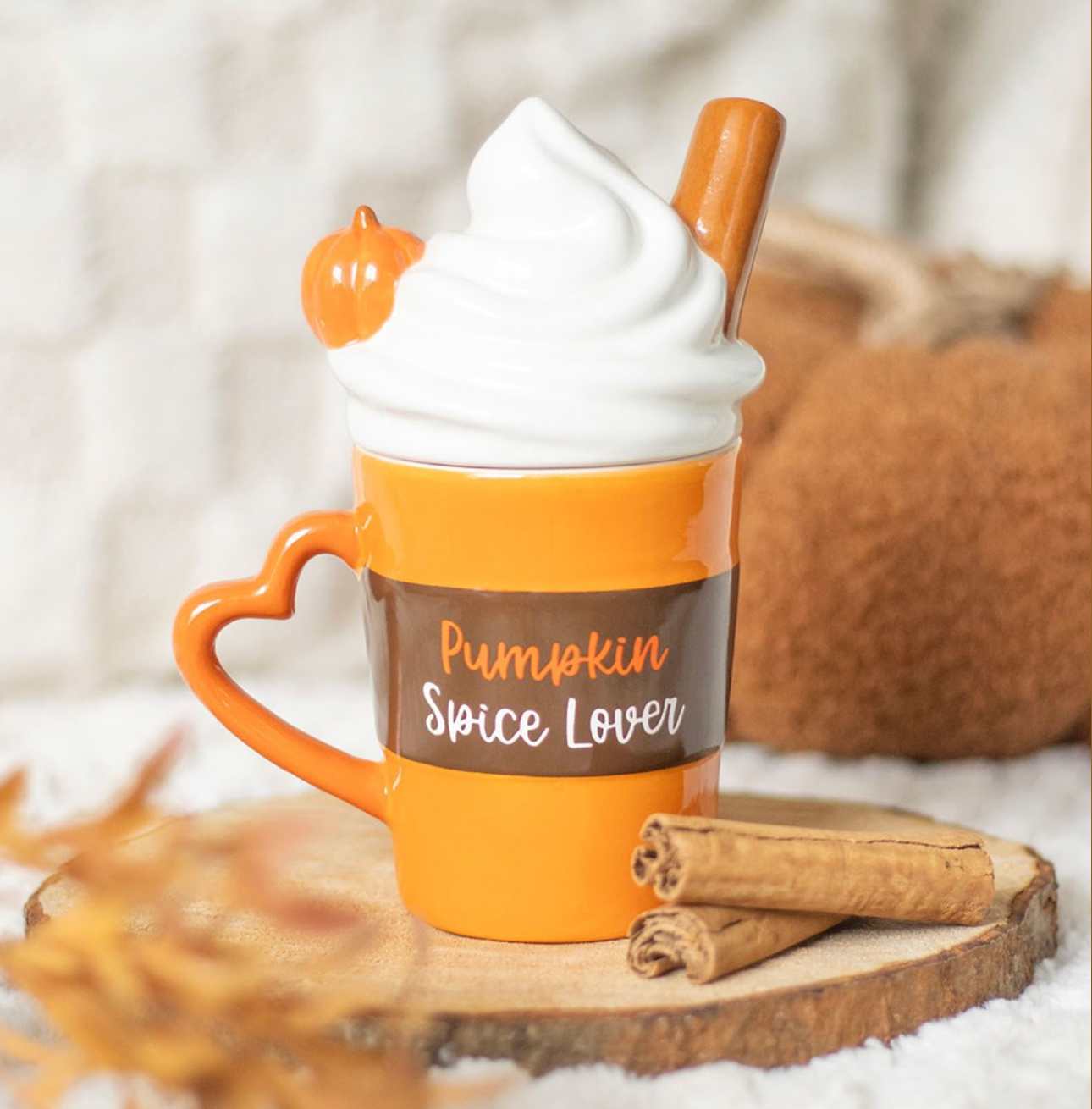 Tasse „Pumpkin Spice Love“ – Herbst-Mug mit Deckel
