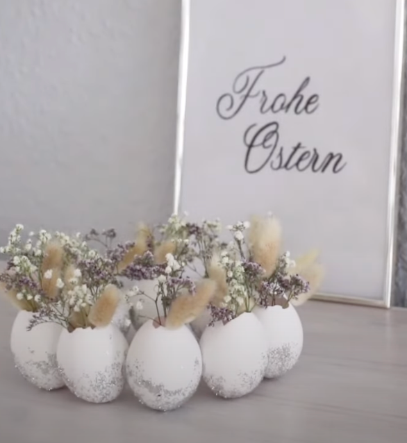 🌸 DIY-Osterkranz mit Trockenblumen & Eiern