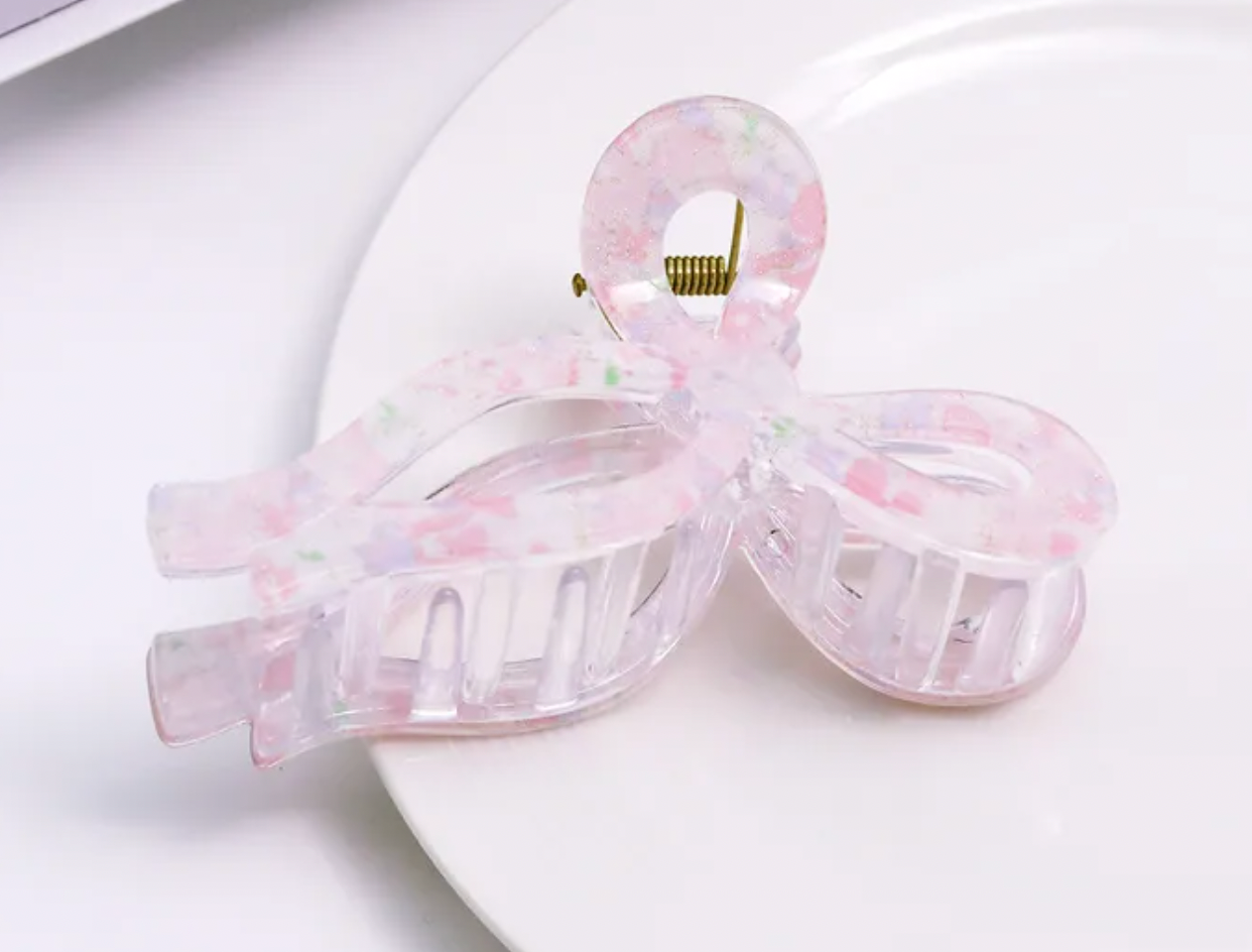 Haarclip „Bow’tastic“ – Zartes Rosa mit Marmor-Optik