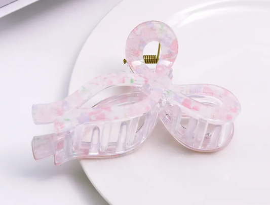 Haarclip „Bow’tastic“ – Zartes Rosa mit Marmor-Optik