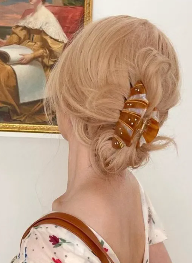 Haarklammer „Croissant Crush“ – für süße Hair Moments