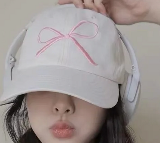 Baseball Cap „Soft Bow“ – Besticktes Beige mit Schleife