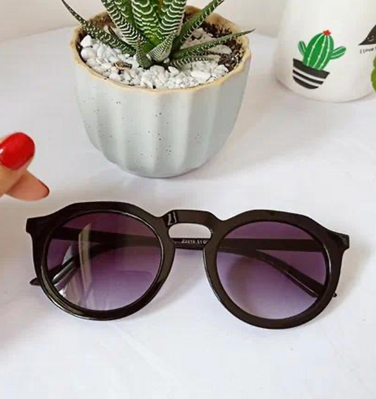 Sonnenbrille „Cat Eye Black“ – Katzenaugen-Charme in Schwarz
