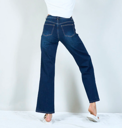 "Harper" – High Waist Straight Jeans