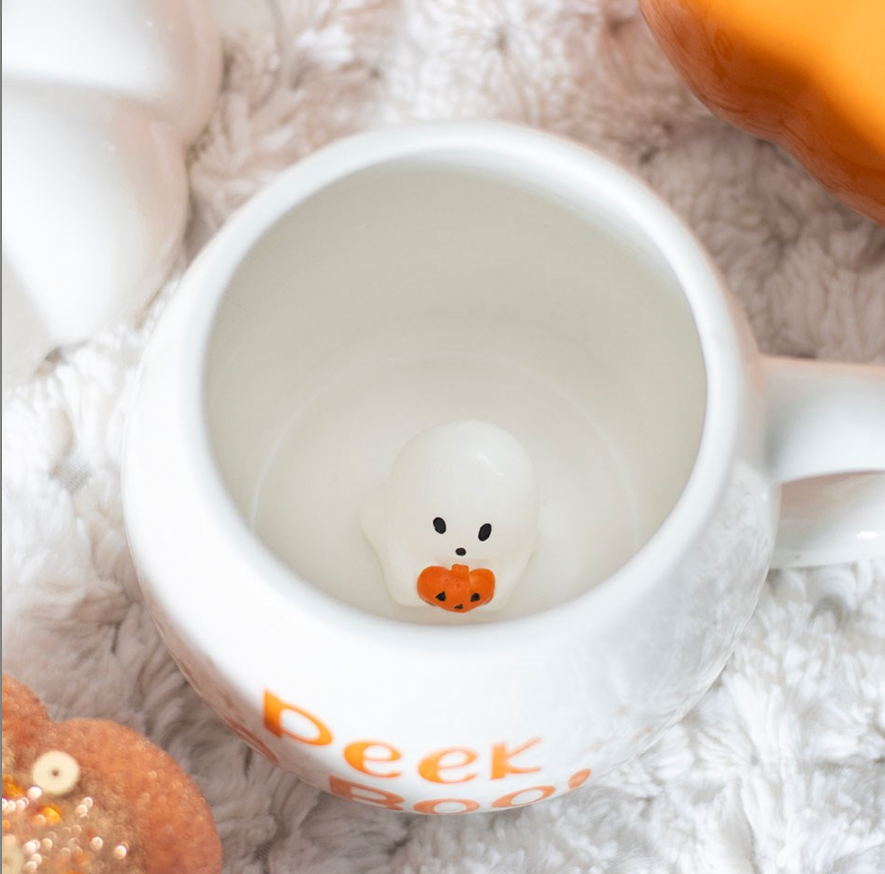 Tasse „Peekaboo Boo!“ – Halloween Mug mit Geister-Überraschung (500 ml)